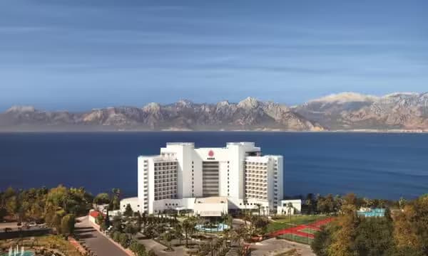 Трансфер в отель Akra Barut
