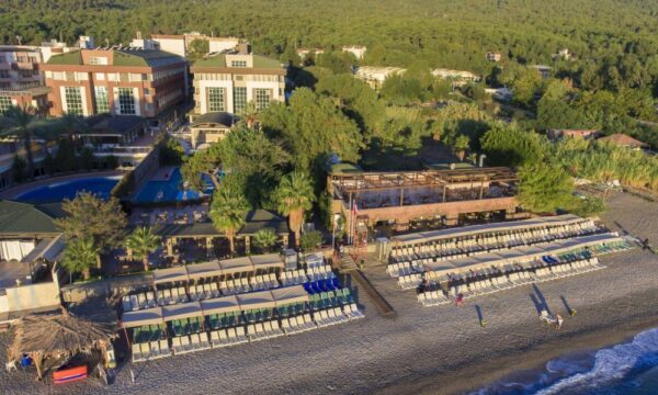 Antalya Havalimanı Kemer Armas Gül Beach Hotel Transfer: Kaliteli, Güvenli VIP Ulaşım