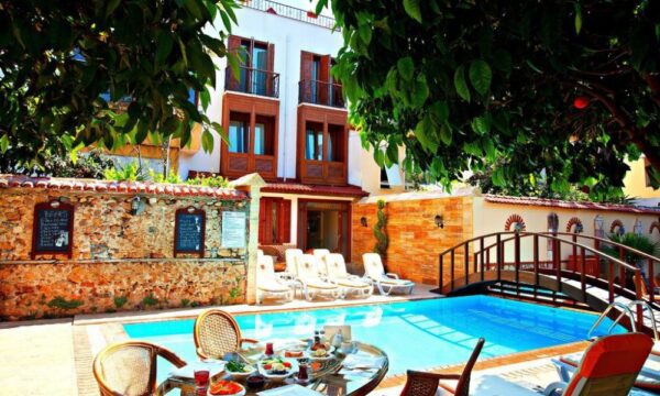 Antalya Havalimanı Castle Boutique Hotel | Kaliteli VIP Ulaşım Transfer Hizmeti
