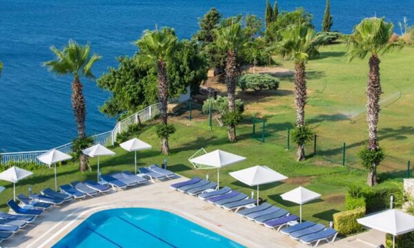 Antalya Havalimanı Club Hotel Falcon - Güvenli ve Ekonomik Vip Transfer Hizmeti