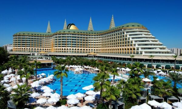 Antalya Havalimanı Delphin Palace Hotel Kaliteli Güvenli Ekonomik Vip Ulaşım Transfer