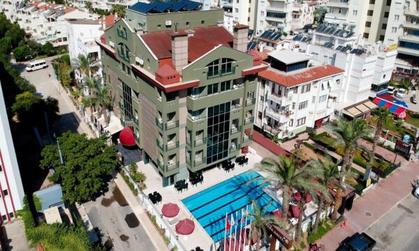 Antalya Havalimanı Lara Park Hotel'e Kaliteli ve Güvenli Ekonomik Vip Transfer Hizmeti