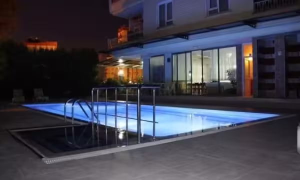 Lemon Hotel Transfer