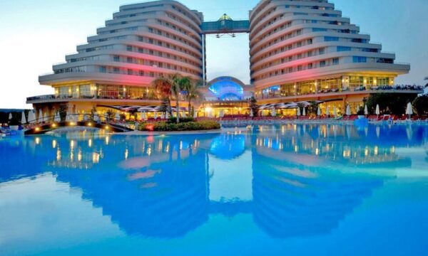 Antalya Havalimanı Miracle Resort Hotel - Kaliteli VIP Transfer Hizmetleri
